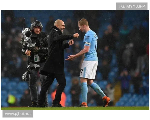 曼城中场创造力走势变化:德布劳内表现波动,赛季推进能否持续提供核心支持 曼城中场创造力走势变化:德布劳内表现波动,赛季推进能否持续提供核心支持