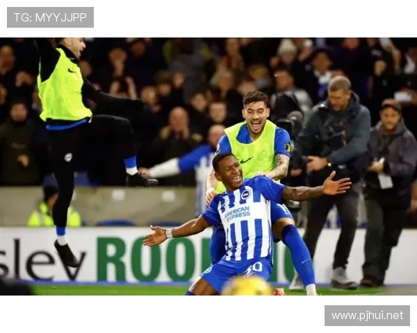 防线前提过高:热刺为何总被对手打身后? 防线前提过高:热刺为何总被对手打身后?