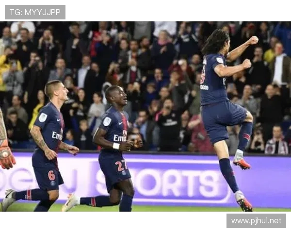 巴黎进攻核心支点缺失,当前阶段球队整体发挥受限,竞争形势面临挑战 巴黎进攻核心支点缺失,当前阶段球队整体发挥受限,竞争形势面临挑战