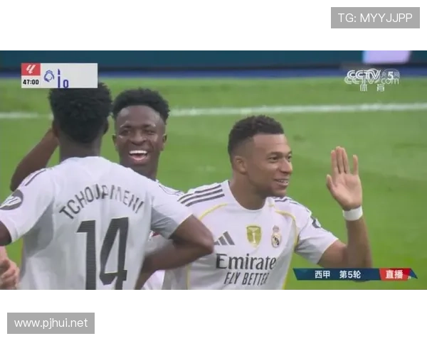 维尼修斯与姆巴佩队内核心地位对比分析